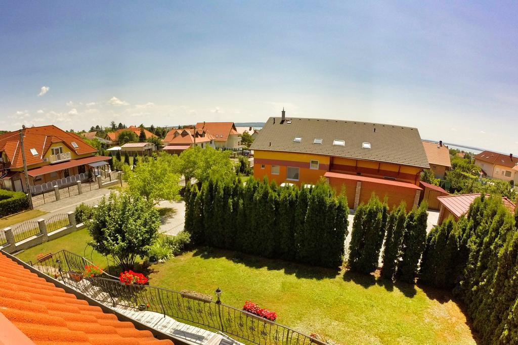 Hotel Balaton White House Vonyarcvashegy Exterior foto
